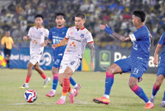 Jamu Persekat di Stadion Bumi Sriwijaya 