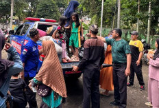 Banjir Muba Mulai Surut, Pengungsi Kembali ke Rumah: Asrama Haji Sekayu Menjadi Saksi Kepulangan 27 Keluarga