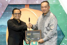 Pimpin Transformasi Listrik Hijau, Dirut PLN Raih The Most Inspiring ESG Corporate Leader