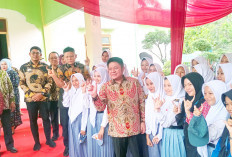 Launching Sekolah Berasrama di OKU Timur, Gubernur Deru Dorong Generasi Pintar, Berakhlak dan Berani
