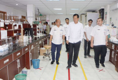 Pastikan Pelayanan Laboratorium Optimal, Bupati Sidak UPTD Laboratorium DLH