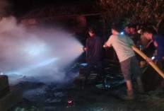 Kebakaran Dini Hari di Empat Lawang, Tiga Rumah Warga Hangus dan Satu Korban Jiwa