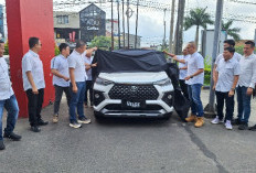 Konsumsi BBM Super Irit, Toyota Veloz Hybrid Banjir Peminat di Palembang