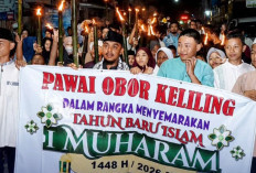 Sukacita Sambut Tahun Baru Islam, Warga Muara Enim Gelar Pawai Obor