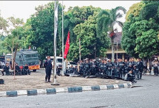 Halaman Gedung Pemkot Prabumulih Dikepung Polisi: Simulasi Pengamanan Pilkada