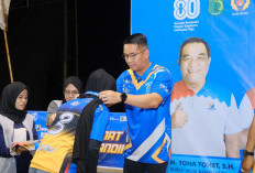 Black Sumatera dan Aroma Grup Sabet Gelar Juara di Penutupan Kejurda Bupati Cup Voli 2025