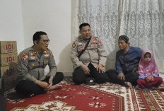 Kapolsek Seberang Ulu II Sambangi Rumah Duka Korban Penganiayaan, Ajak Warga Jaga Keamanan Lingkungan