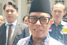 Dituding Minta Jatah, Teddy Bantah Minta THR 