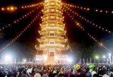  Puncak Cap Go Meh Pulau Kemaro, Malam Peralihan 1-2 Maret, Umat Tridharma Ibadah Dilanjutkan Sembelih Kambing