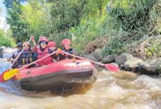 Bertha Bangun Kesadaran Pentingnya Merawat Alam