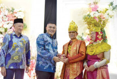 Puluhan Pasang Pengantin Isbat Nikah Jalani Resepsi di Hotel dengan Senyum Sumringah 