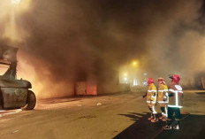 Reach Stacker Terbakar di Pelabuhan Boom Baru, Kerugian Ditaksir Capai Rp2 Miliar