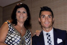 Wow, Sang Ibu Ultah, Ronaldo Kasih Kado Mobil Mewah