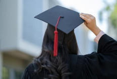 7 Jurusan Favorit dengan Gaji Rendah: Antara Minat dan Realitas Karier