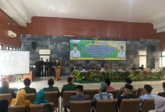 Bupati Lahat Ngamuk di Pelantikan, Sekwan Disemprot dan Diminta Mundur!