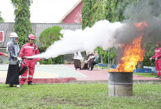 PT Pertamina Refinery Unit Plaju Edukasi APAR dan Keselamatan Berkendara untuk Pelajar di Palembang