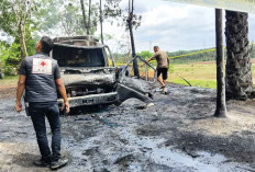 Sempat Terdengar Ledakan Beberapa Kali,Truk Tangki BBM Terbakar, Sopir Menghilang