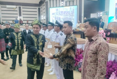 Kado Spesial HUT ke-80 Kabupaten OKI: BPN Terbitkan Sertipikat Tanah Wakaf dan 1.500 Bidang PTSL