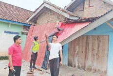 Puting Beliung Melanda Dua Desa