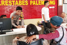 Ibu di Palembang Dikeroyok Tetangga Gara-Gara Buah Jatuh