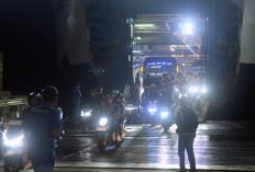 Pemudik Motor pilih jalan malam hindari cuaca ekstrem  H+6 Arus Balik Lebaran 2026