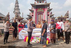 Polres Muara Enim Gelar Bansos dan Baksos di Pura Bali Agung Air Talas