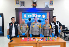 Gerak Cepat Jelang Ramadhan, Polisi Gerebek Sarang Narkoba di Tanah Periuk: 106 Ekstasi dan Sabu Diamankan