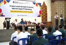 PTBA Ajak Generasi Muda Berpikir Kritis dan Inovatif Lewat Seminar Karya Tulis Ilmiah di Palembang