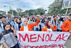 Tolak Kenaikan Harga BBM, Setop Program MBG dan KDMP, Tuntutan Aksi Ratusan Mahasiswa di DPRD Sumsel