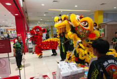 Semarak Imlek 2026 Meriah di Opi Mal, Barongsai Liong Hok Say dan Voucher Wahana Bermain Jadi Daya Tarik
