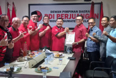 DPD PDI Perjuangan Serahkan B.1-KWK untuk Tujuh Calon Kepala Daerah di Sumatera Selatan