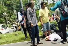 Motor Bertabrakan, Pengendara Beat Dilarikan ke RS 