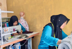 Pertamina Dorong Kemandirian Ekonomi Perempuan Desa Banuayu Lewat Pelatihan Menjahit