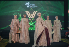 Wakili Indonesia, Wiwik Hatta Tampilkan Koleksi Magnolia – The Glisten Of Raya