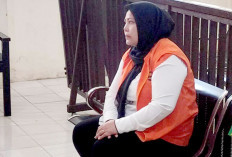 Ampun Bos, Salah Pilih Lawan Palsukan Surat Tanah, Dewi Divonis 1 Tahun Penjara