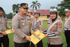 Satlantas Polres Prabumulih Berikan Reward kepada Enam Anggota Berprestasi