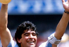 10 Pemain Sepakbola Legendaris Argentina yang Menginspirasi Dunia: Dari Maradona hingga Messi