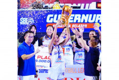 Kebiasaan Unik Tim, Nyanyi Bareng-Kunyah Permen Karet