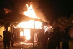 Listrik Sempat Padam, Api Ternyata Sudah Berkobar di Loteng, Satu Rumah di Palembang Hangus Terbakar