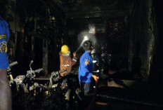 Ruko Rocket Chicken di Betung Hangus Terbakar, Enam Motor Karyawan Ikut Ludes