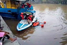 Warga Gandus  Hilang sejak Jumat Ternyata Terjepit Kapal, Evakuasi  Jenazah Tunggu Air Sungai Pasang