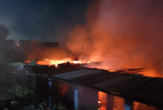 Kebakaran Hanguskan 10 Rumah di Lubuklinggau, Akses Sempit Hambat Proses Pemadaman
