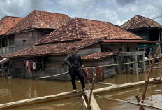 Banjir Rawas Ilir Mulai Surut, Warga Masih Terjebak Genangan dan Kesulitan Logistik