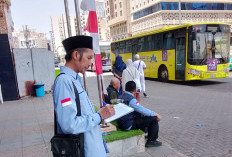 Tenaga Pendukung PPIH Arab Saudi,  Mahasiswa Indonesia Jadi Garda Depan Transportasi Haji 