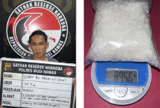 Terkejut Disergap Polisi, Pengedar Narkoba Buang Paket 89,56 Gram Sabu