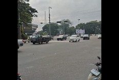 Bau Asap Masih Menyengat Hidung, Lalulintas Kawasan DPRD Sumsel Sudah Lancar Minggu Pasca Aksi Dini Hari