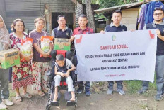 Wujud Peduli Sesama, Berikan Bansos Warga Kurang Mampu