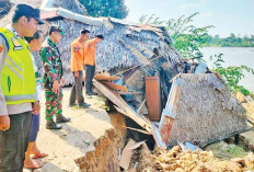 Satu Rumah Roboh Diterjang Longsor, Landa Dudin  I, Desa Ketapang I, Rantau Panjang