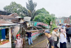 Toko Buah Ambruk Usai Hujan Deras Mengguyur Lubuklinggau, Jembatan Ulak Surung Terancam