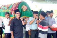 Hendak Pulang Sekdes Rejodadi Tabrak Truk, Lima Hari Dirawat di RS Meninggal 